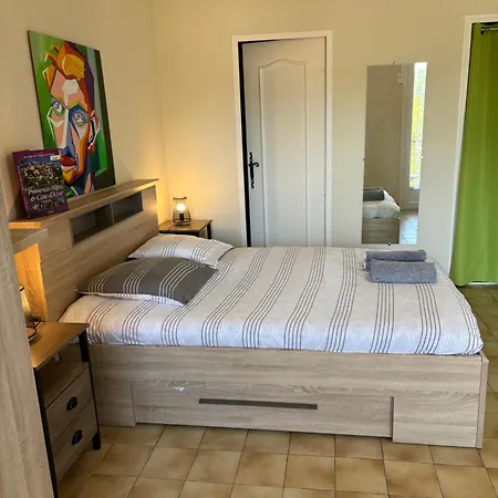 - Les Jardins De Cybele - *